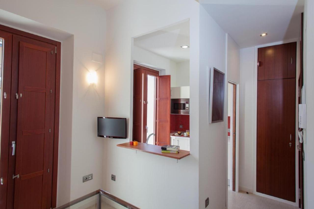 Apartamento Puerta Del Arenal - Kainga Homes Seville Exterior photo